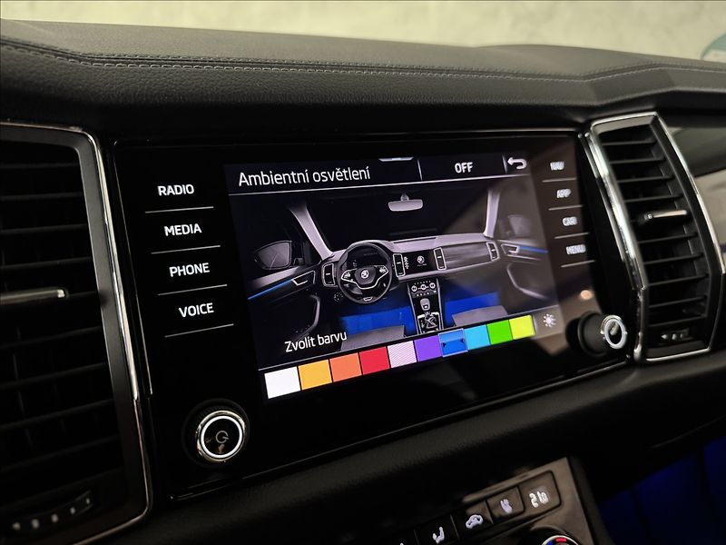 Škoda Kodiaq 2,0 TDi  DSG L&K LED Virtual A - fotka 33 z 45