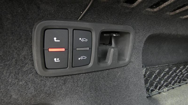 Audi Q8 50 TDi quattro Tiptronic - fotka 24 z 29