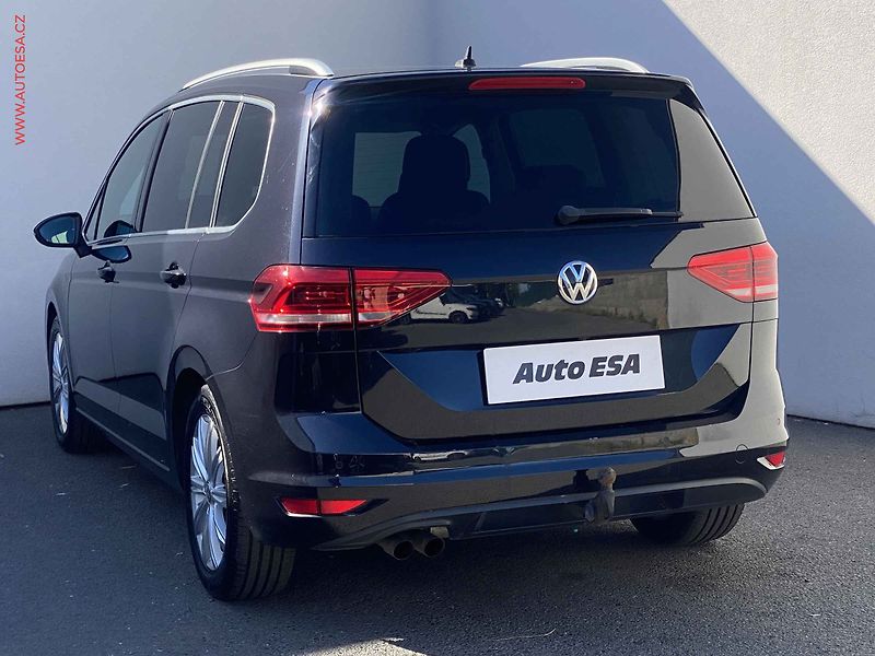 Volkswagen Touran (2016) 1.4 TSi, Highline, DSG, TZ - fotka 6 z 20