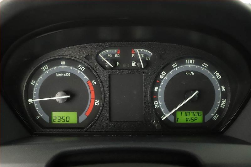 Škoda Fabia (2005) 1.4 16V, po STK, Klima - fotka 8 z 11