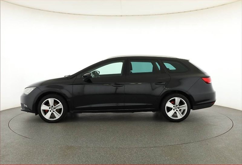 Seat Leon (2014) 1.6 TDI, Navi, Tempomat - fotka 3 z 14