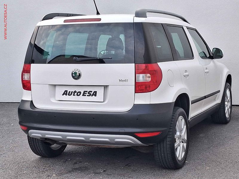 Škoda Yeti (2012) 1.2TSi, Ambition, STK9/28 - fotka 4 z 17
