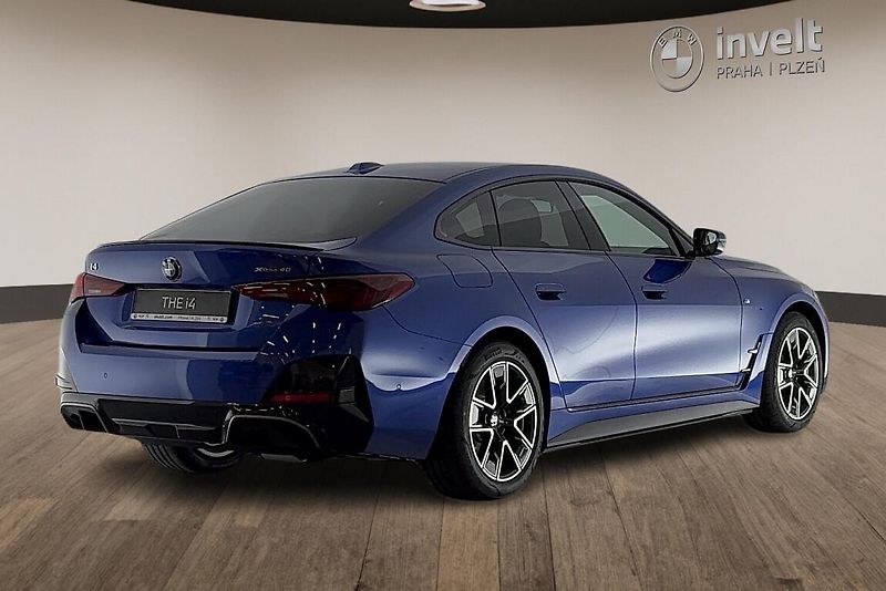 BMW i4 xDrive40 - fotka 3 z 14