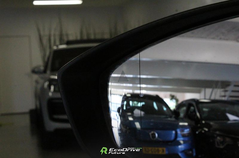 Mazda MX-30 (2021) Head-up | Kamera - fotka 13 z 16