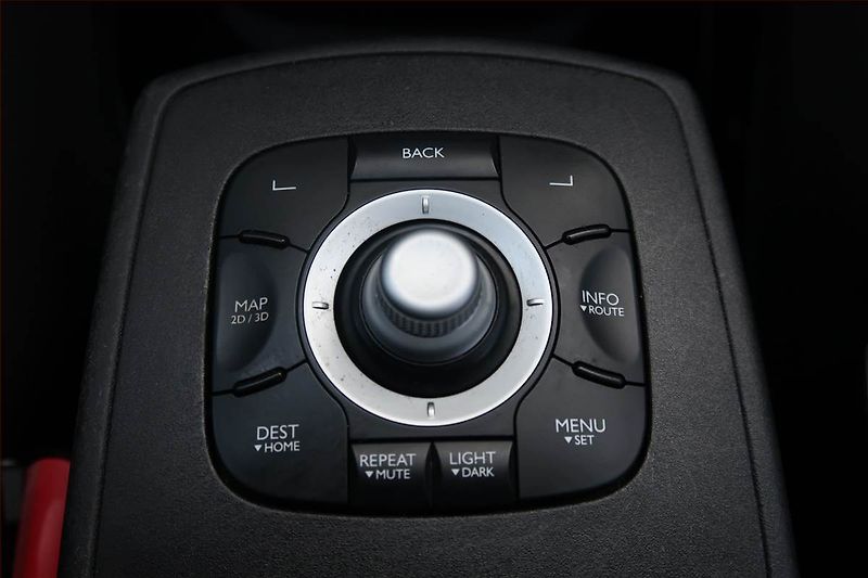 Renault Grand Scénic (2015) 1.5 dCi, Automat, Navi - fotka 20 z 21