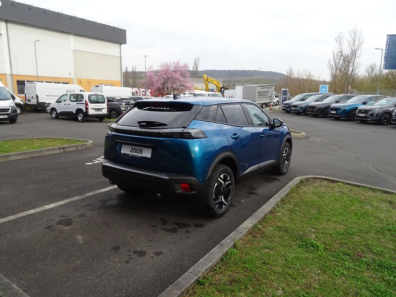 Peugeot 2008 (2026) ALLURE Hybrid 145k e-DCS6 - fotka 7 z 45