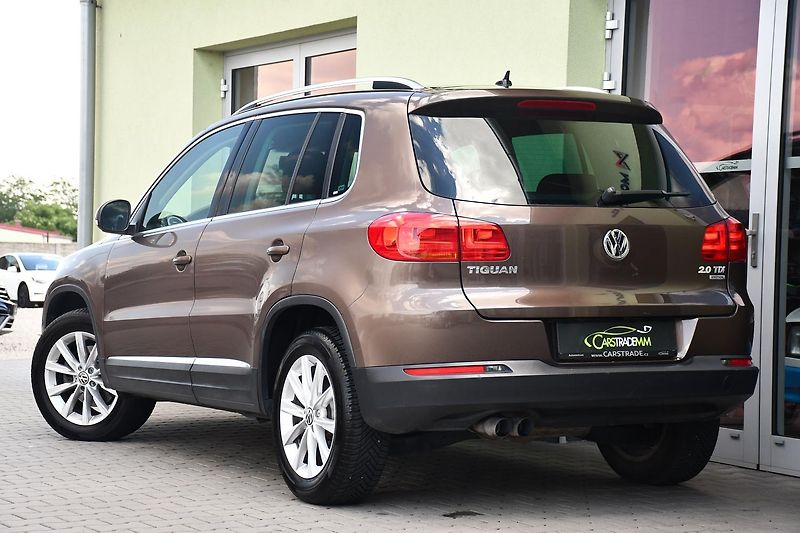 Volkswagen Tiguan 2.0TDi DSG 4MOTION - fotka 3 z 44