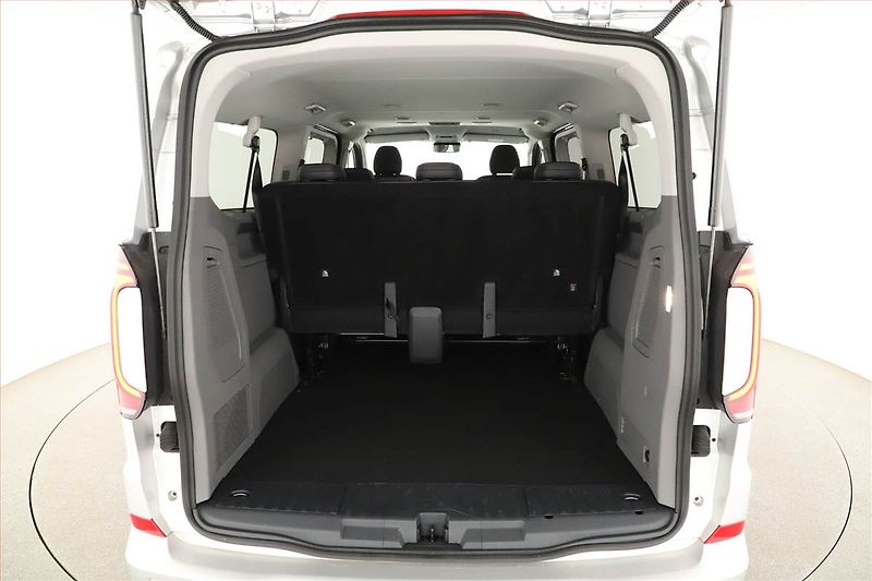 Volkswagen Caravelle (2025) 2.0 TDI - fotka 12 z 21