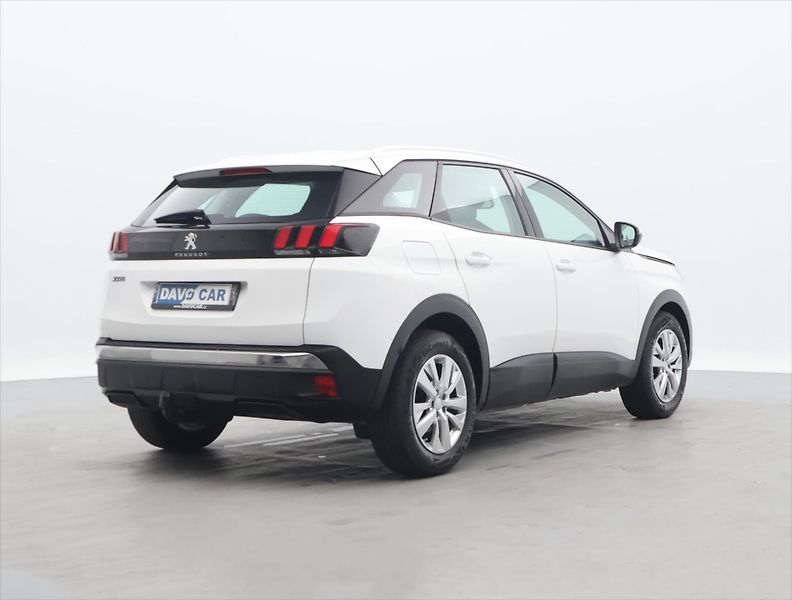 Peugeot 3008 1.2 PureTech 96kW CZ DPH - fotka 7 z 28