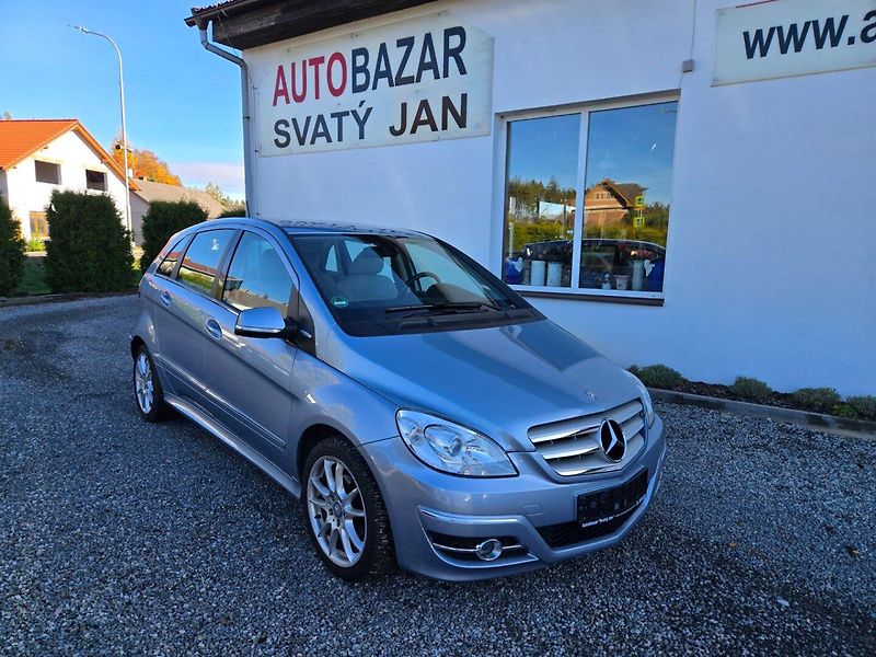 Mercedes-Benz Třídy B (2010) 1.6 i 53tis.km, TOP STAV - fotka 1 z 32