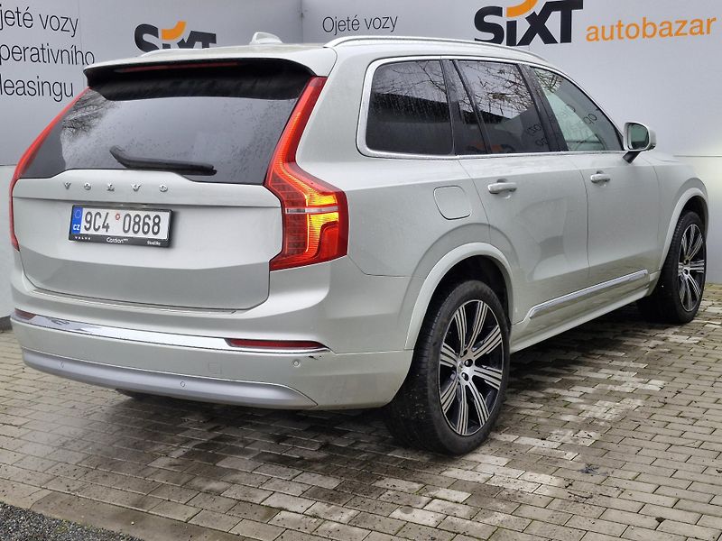 Volvo XC90 AWD Plug-in Hybrid Inscription - fotka 4 z 9