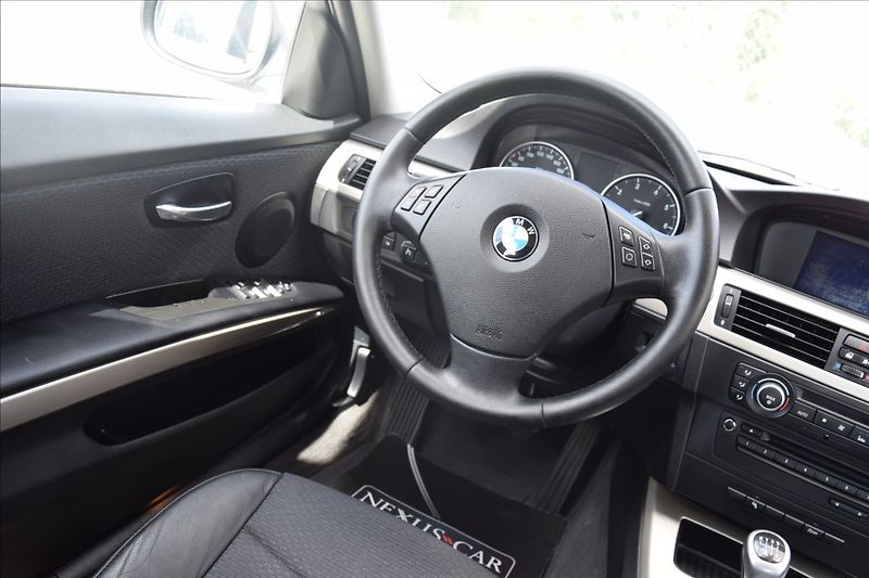 BMW Řada 3 2,0 i 105KW PO SERVISE TOP! - fotka 30 z 48
