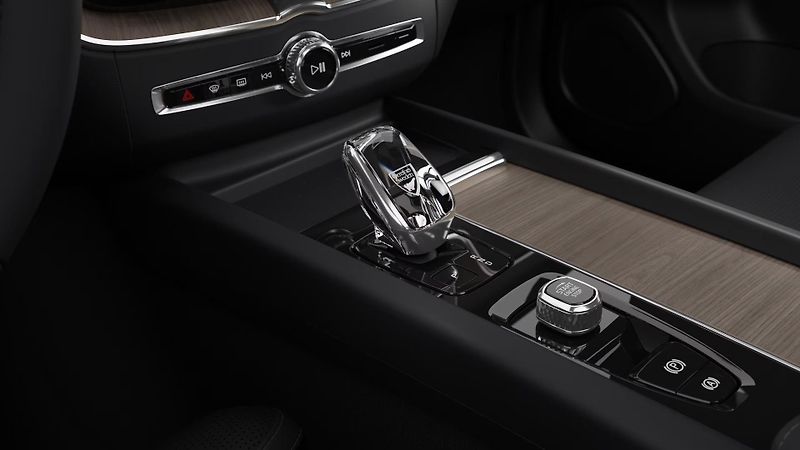 Volvo XC60 (2026) B5 AWD AUT BRIGHT PLUS - fotka 11 z 12
