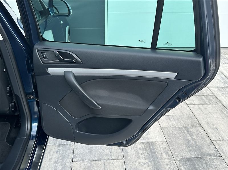 Škoda Octavia 1,8 TSI 152PS  Ambition Family - fotka 21 z 48