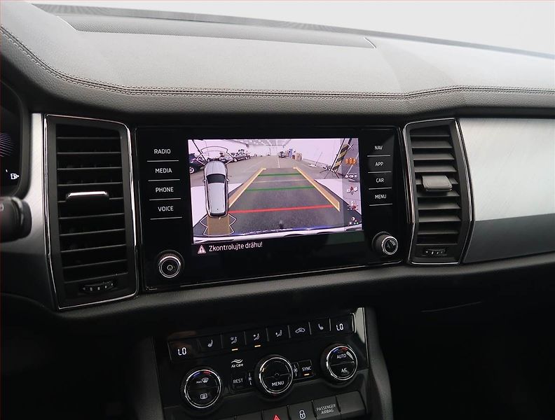 Škoda Kodiaq (2023) 2.0 TDI, digi klima - fotka 21 z 27