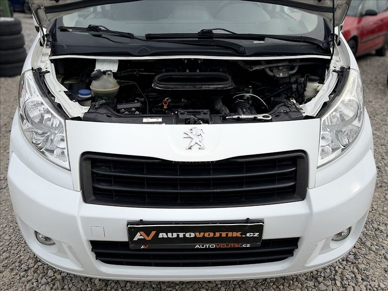 Peugeot Expert Tepee 2,0 SERVISKA, 9MÍST +SADA PNEU - fotka 25 z 25