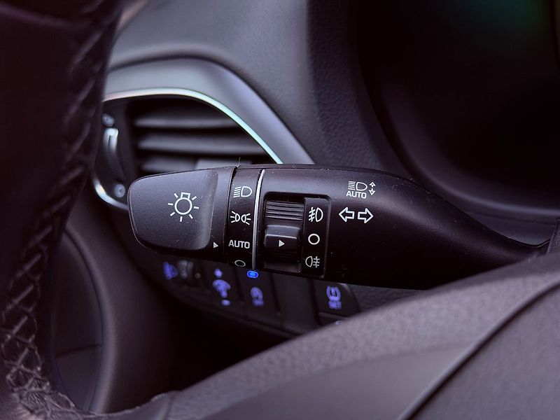 Hyundai i30 1.5 CVVT Comfort, ČR, Záruka - fotka 25 z 29