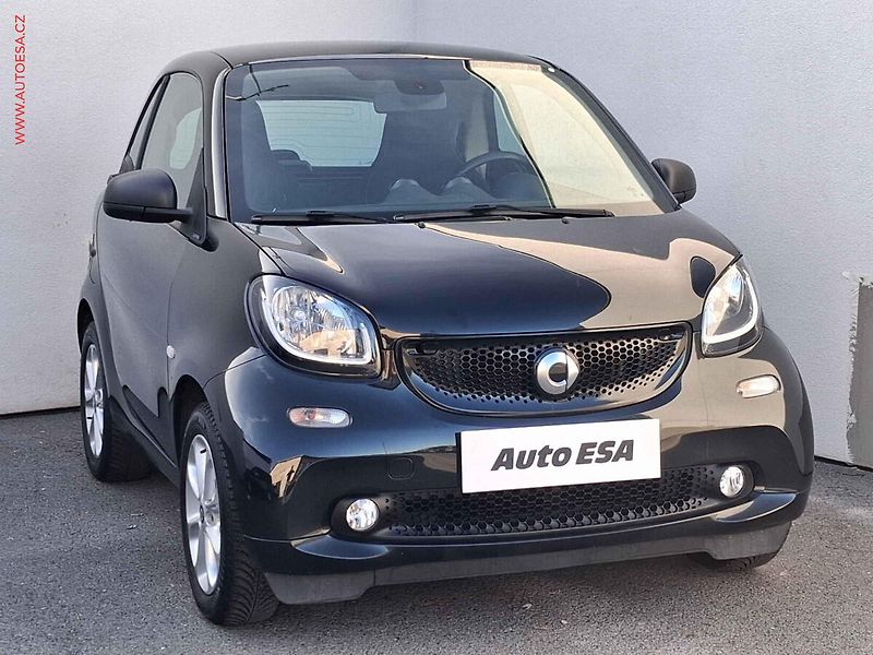 Smart Fortwo (2017) 1.0i, Passion, AC - fotografie inzerátu