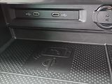 Volkswagen Tiguan 2,0 TDI,147KW,URBAN SPORT,4X4 - náhled 43