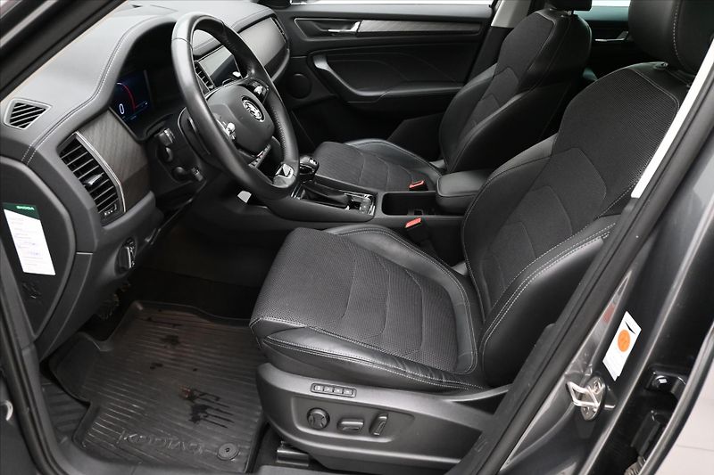 Škoda Kodiaq 2,0 TDI 147kW DSG 4x4 Style Zá - fotka 13 z 31