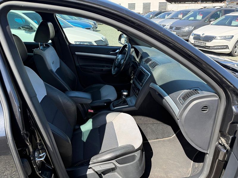 Škoda Octavia 2.0 TDI RS DSG - fotka 10 z 13