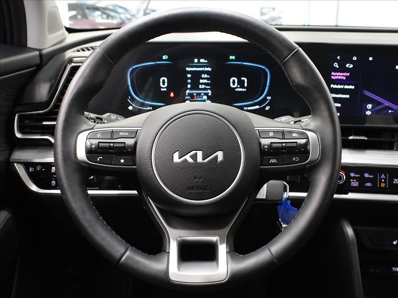 Kia Sportage 1,6 T-GDi 117kW 4x4 1.maj.ČR - fotka 9 z 24