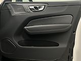 Volvo XC60 B5 AWD BLACK EDITION PLUS AUT - náhled 51