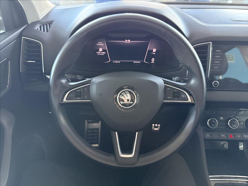 Škoda Karoq 2,0   TDI 110kW,4X4,SERVISKA - fotka 13 z 25