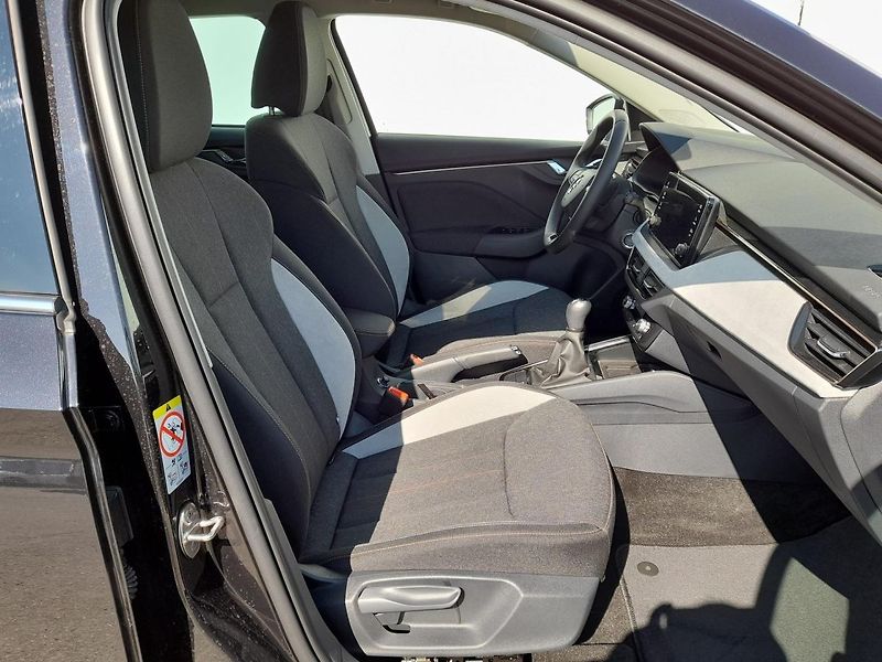 Škoda Scala Top Selection 1.0 TSI 85kW 6MP - fotka 18 z 20
