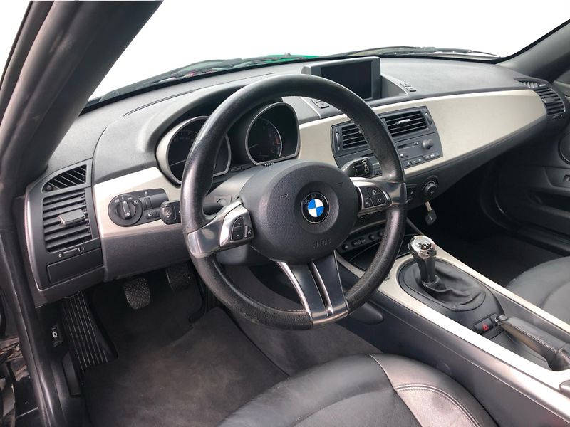 BMW Z4 3.0i - fotka 5 z 29