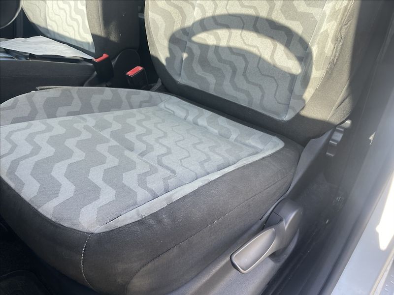 Škoda Fabia 1,4 i 16V Klima ESP serviska, - fotka 20 z 34