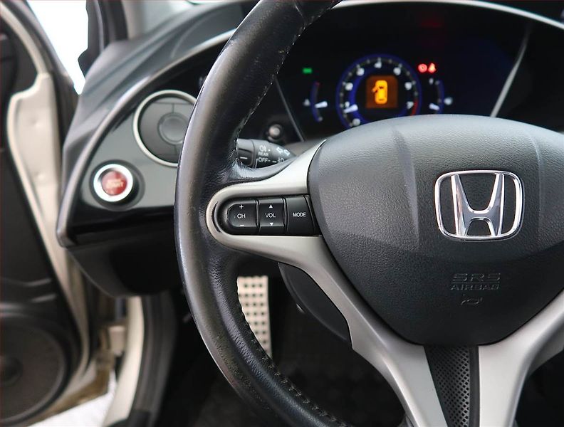 Honda Civic (2008) 1.8, LPG, ČR,1.maj, Tempomat - fotka 20 z 24