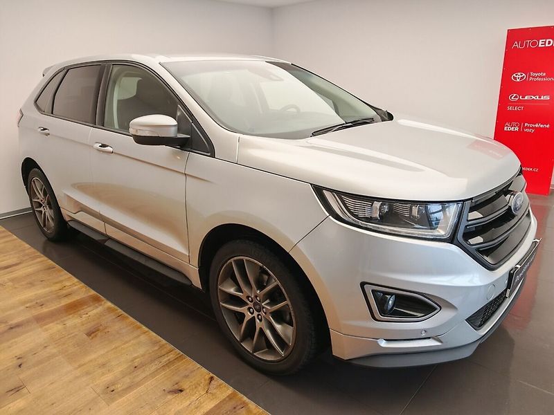 Ford Edge 2.0 Automat, 154 kW - fotka 3 z 44