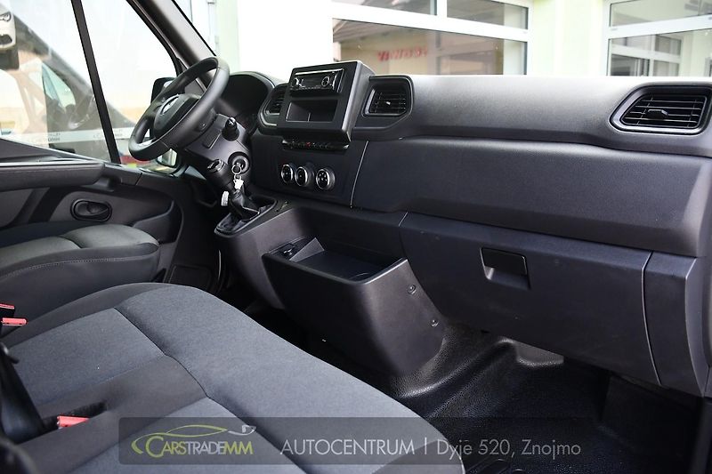 Renault Master 2.3dCi 100kW 1M L2H2 - fotka 13 z 35