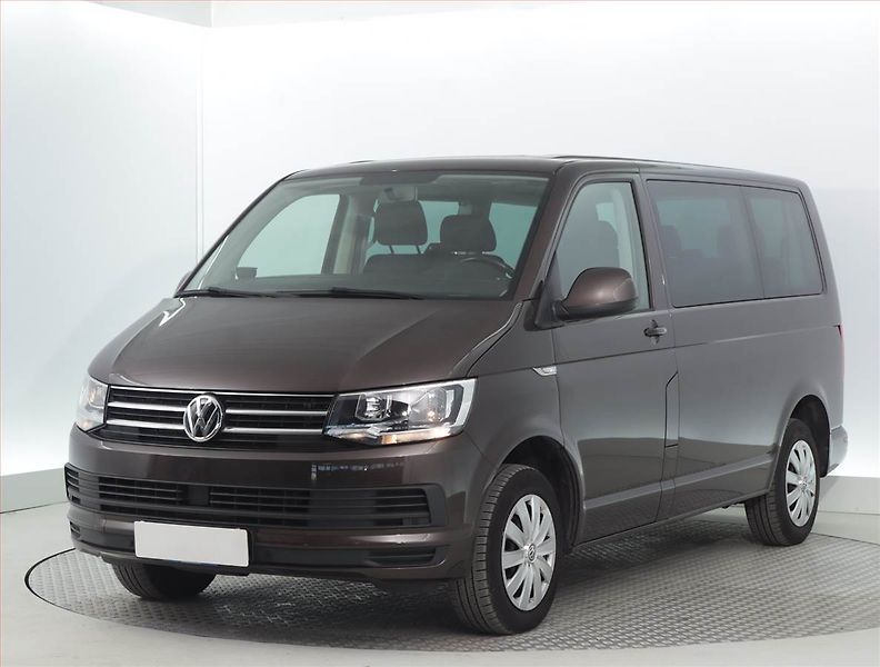 Volkswagen Caravelle (2018) Comfortline 2.0 TDI - fotka 2 z 19
