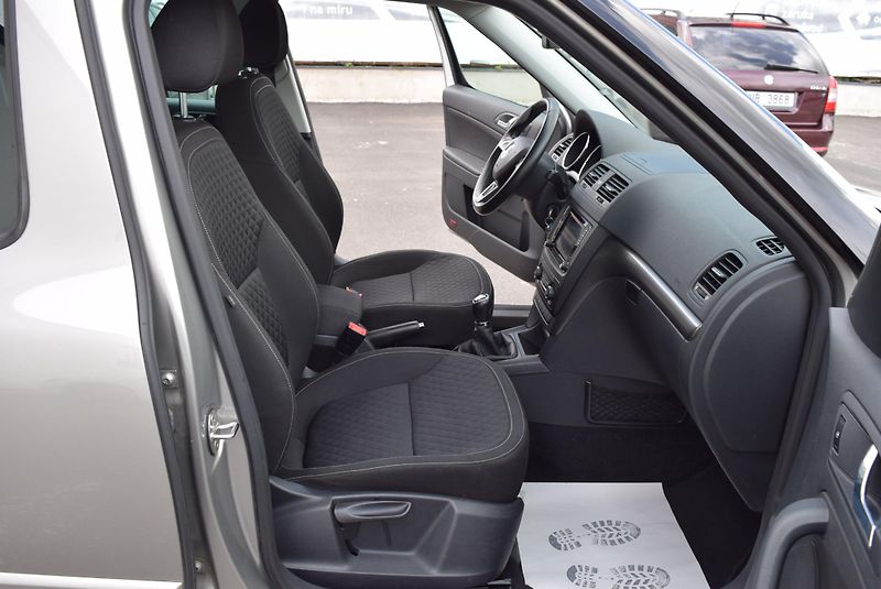 Škoda Yeti (2017) 1.2TSI 81kw ED. DRIVE TAŽ XENO - fotka 36 z 47