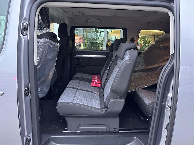 Toyota ProAce 2.0 Family, L1 - fotka 14 z 16
