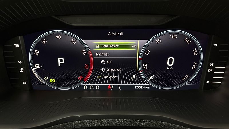 Škoda Karoq 1.5 TSI DSG Style - fotka 10 z 30