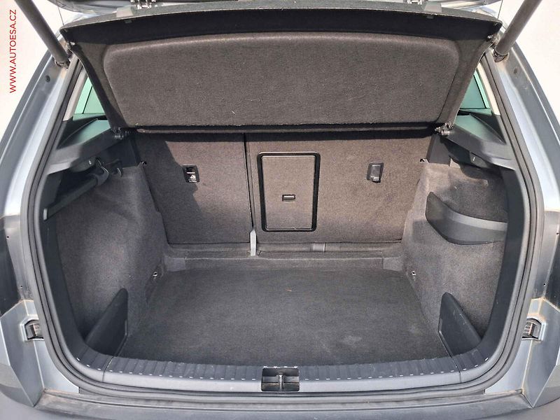 Škoda Karoq (2019) 1.5 TSi, Business, DSG, TZ - fotka 7 z 19