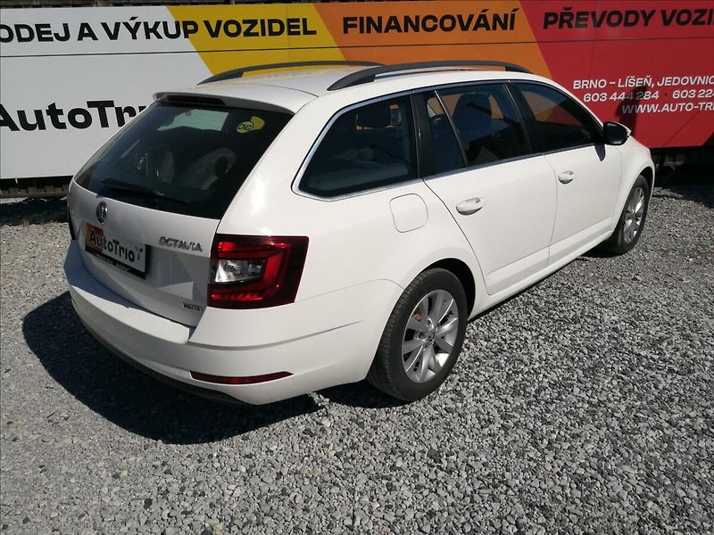 Škoda Octavia 1,4 TSi CNG DSG Style - fotka 3 z 16