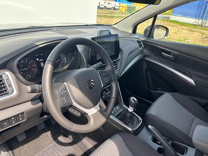 Suzuki S-Cross 1,4 BoosterJet Premium - fotka 11 z 26