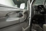 GMC Savana 4.8 V8 Vortec 208 kW - náhled 17