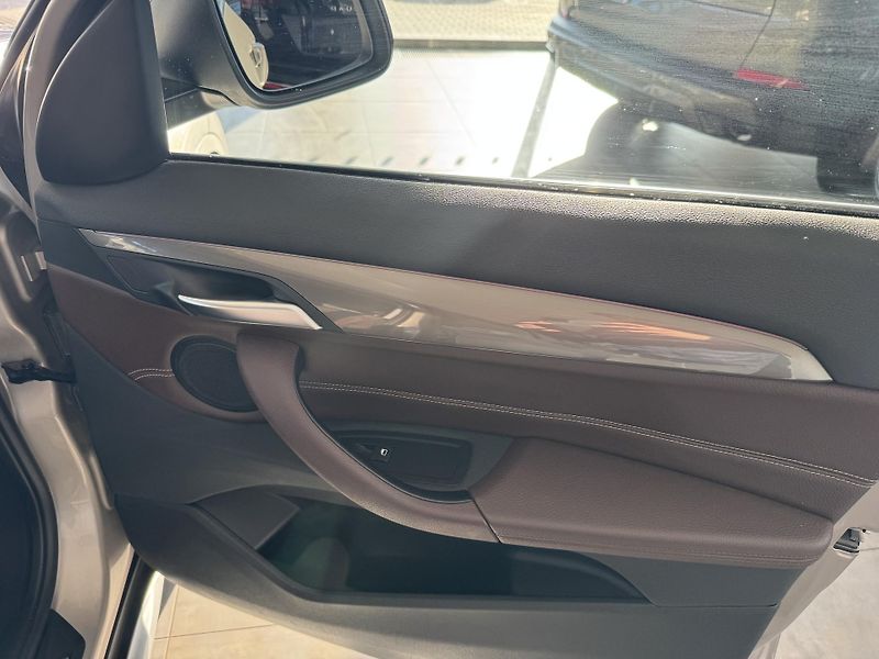 BMW X1 (2020) xDrive 18d X-LINE LED NAVI  - fotka 24 z 31