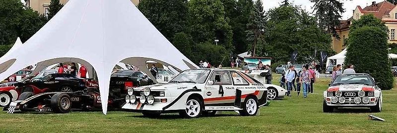 AMG 300 SEL má zajímavou přezdívku. Vozu se říká 