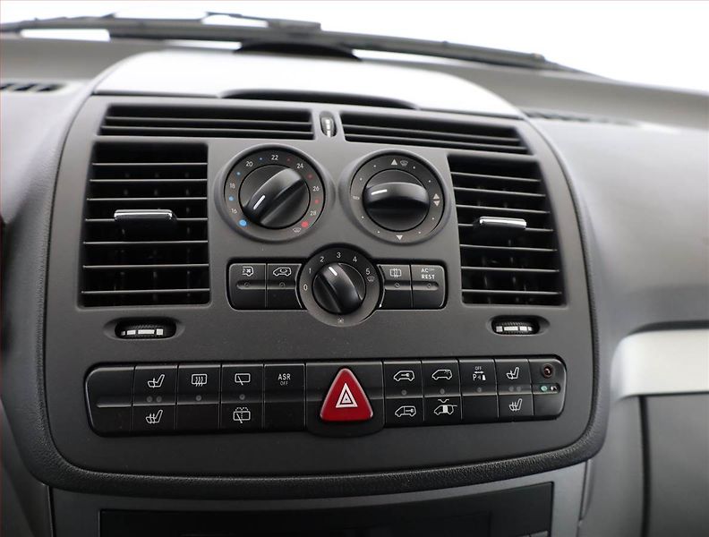 Mercedes-Benz Viano (2009) Trend 3.0 CDI, ČR - fotka 10 z 18