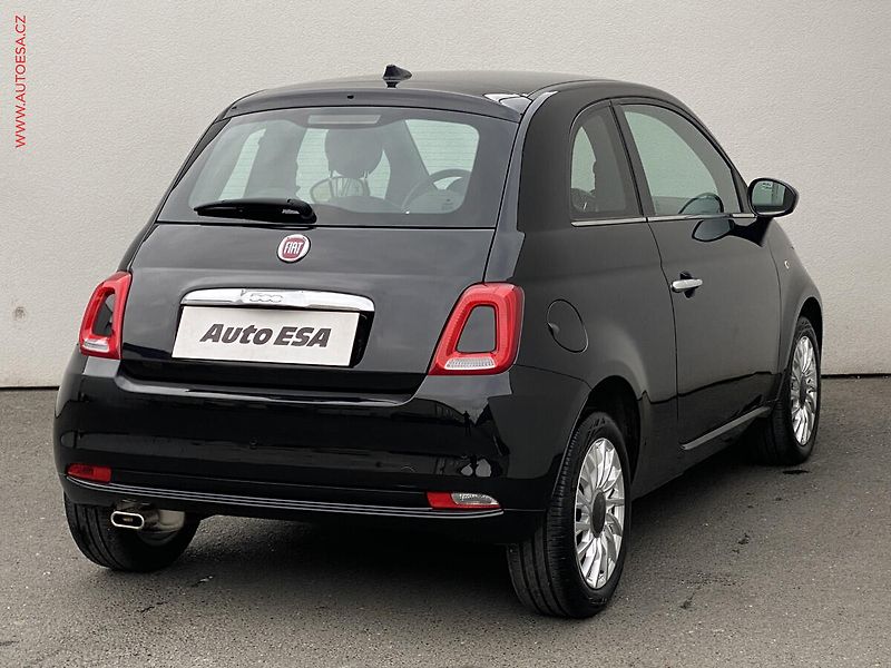 Fiat 500 (2019) 1.2 i, Lounge, +kola - fotka 4 z 15