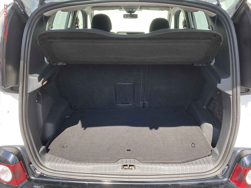Citroën C3 Picasso (2015) 1.6i, ČR, AC, tažné - fotka 7 z 13
