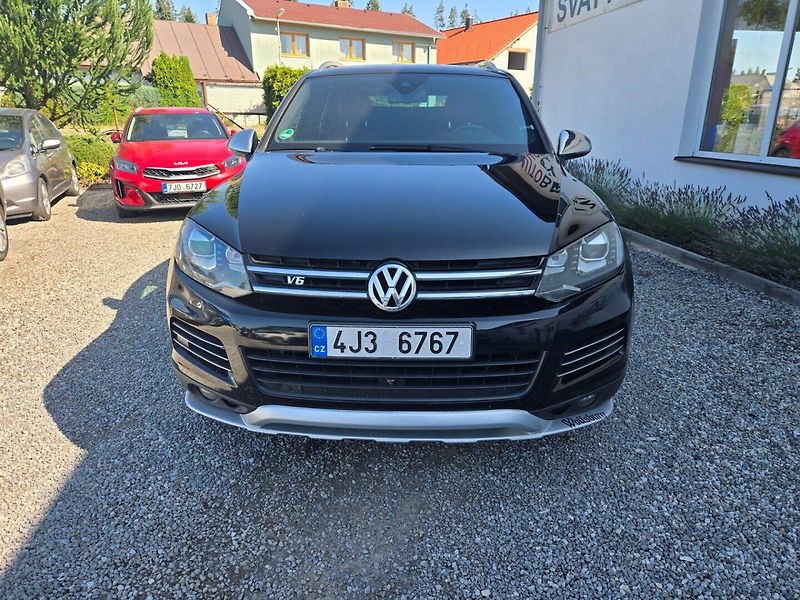 Volkswagen Touareg (2011) 3.0 TDi Bi-Xenon,NAVI, DPH - fotka 10 z 30