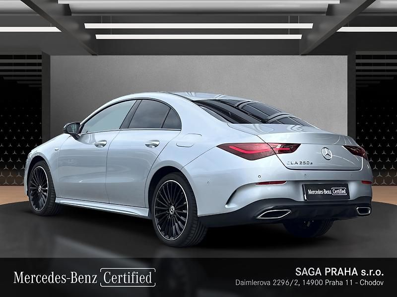 Mercedes-Benz CLA Třída 250 e kupé EQ AMG Night - fotka 7 z 18