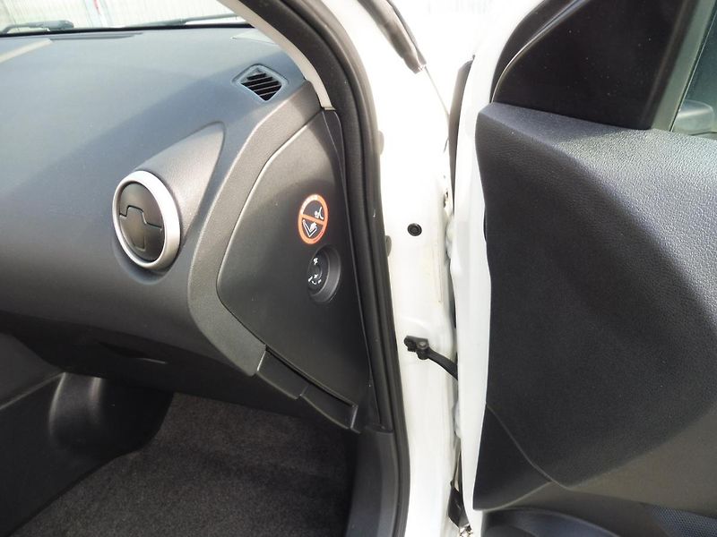 Nissan Qashqai 1.5DCi 110PS NAVI STK TOP STAV - fotka 154 z 189